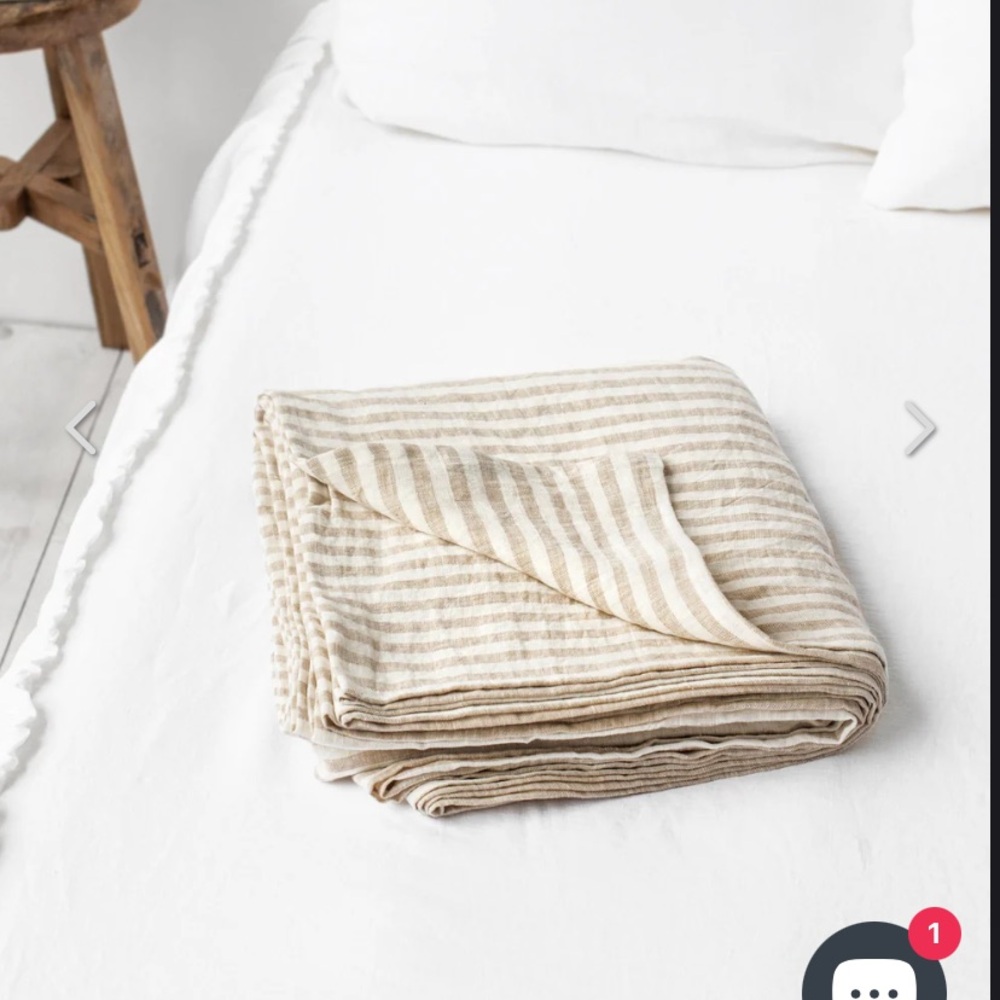 100% linen flat sheet. King/Cal King. Magic Linen.